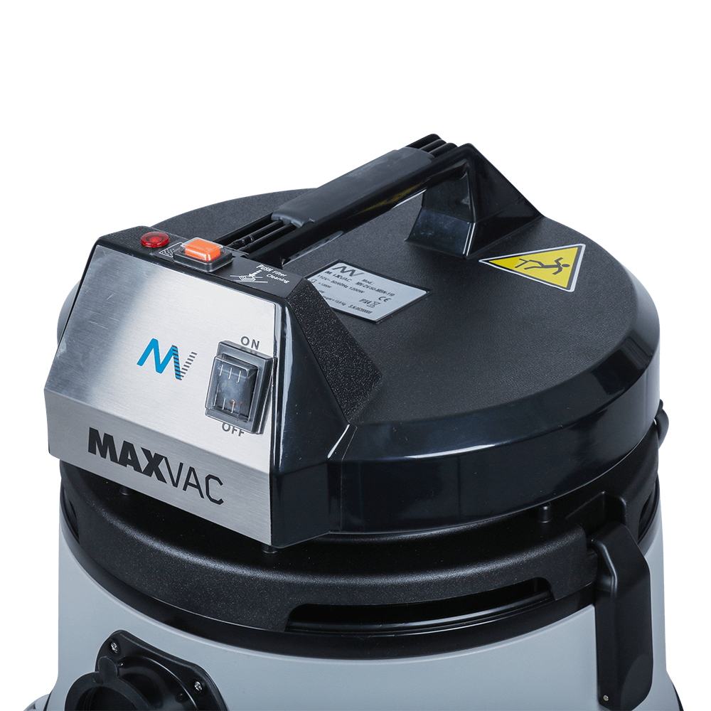 MAXVAC 50L M-Class Vacuum with manual Filter-Clean, no PTO, Complete Accessories Set